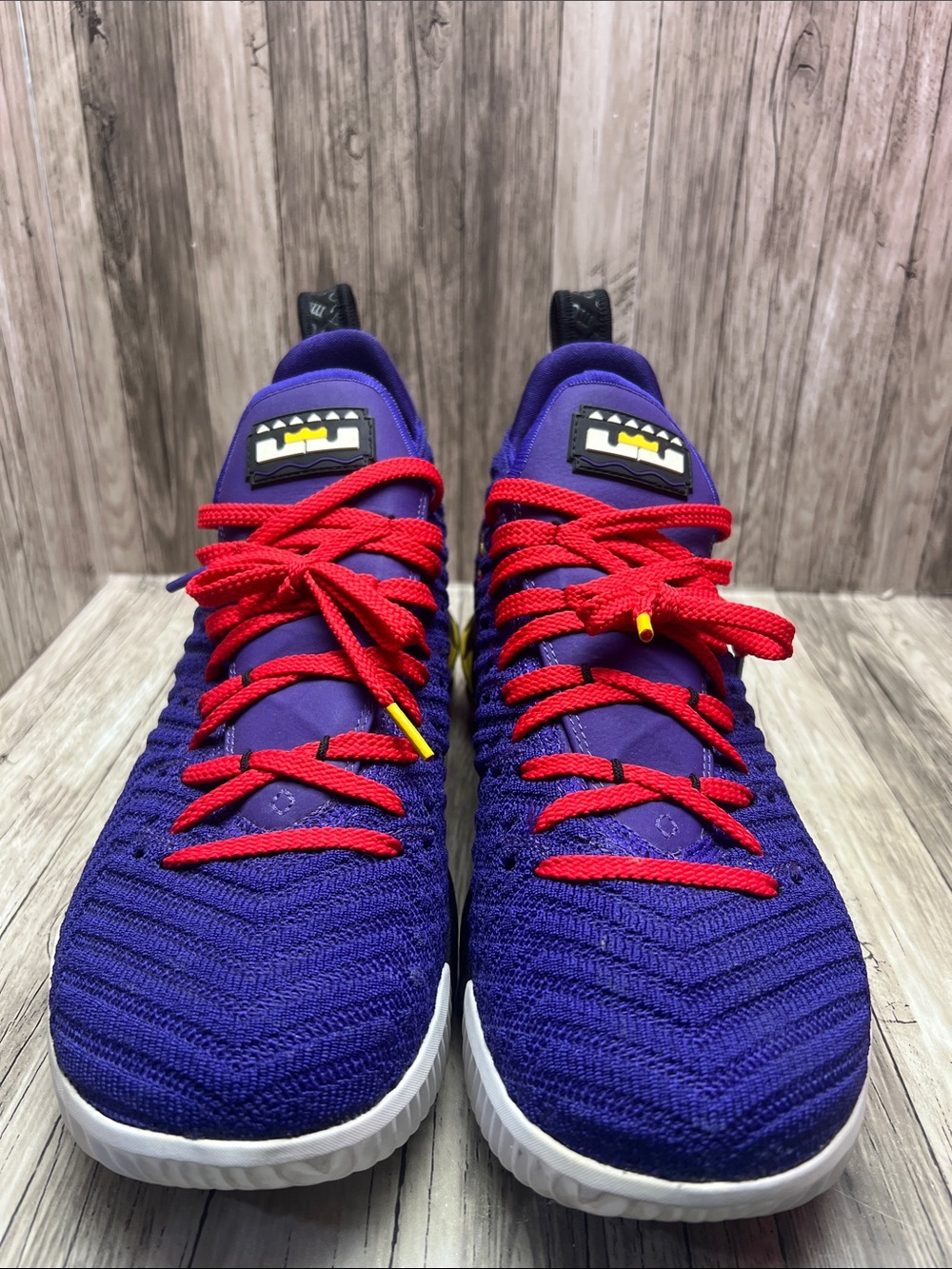 Nike LeBron Martin Court Men's Size 10.5